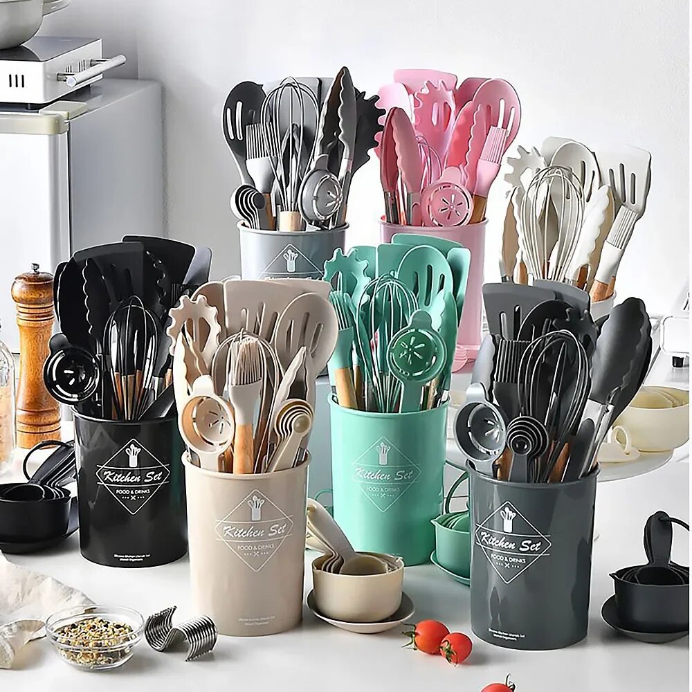 Silicone Utensils Set Black Non-Stick Cookware Wooden Handle (34 items) 1