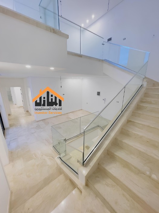 Villa | Two floors and an apartment | Al-Sarraj