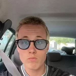avatar thumb