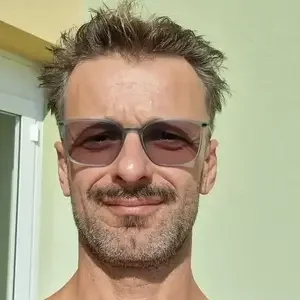 avatar thumb