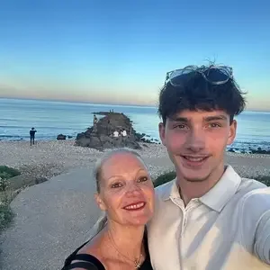 avatar thumb